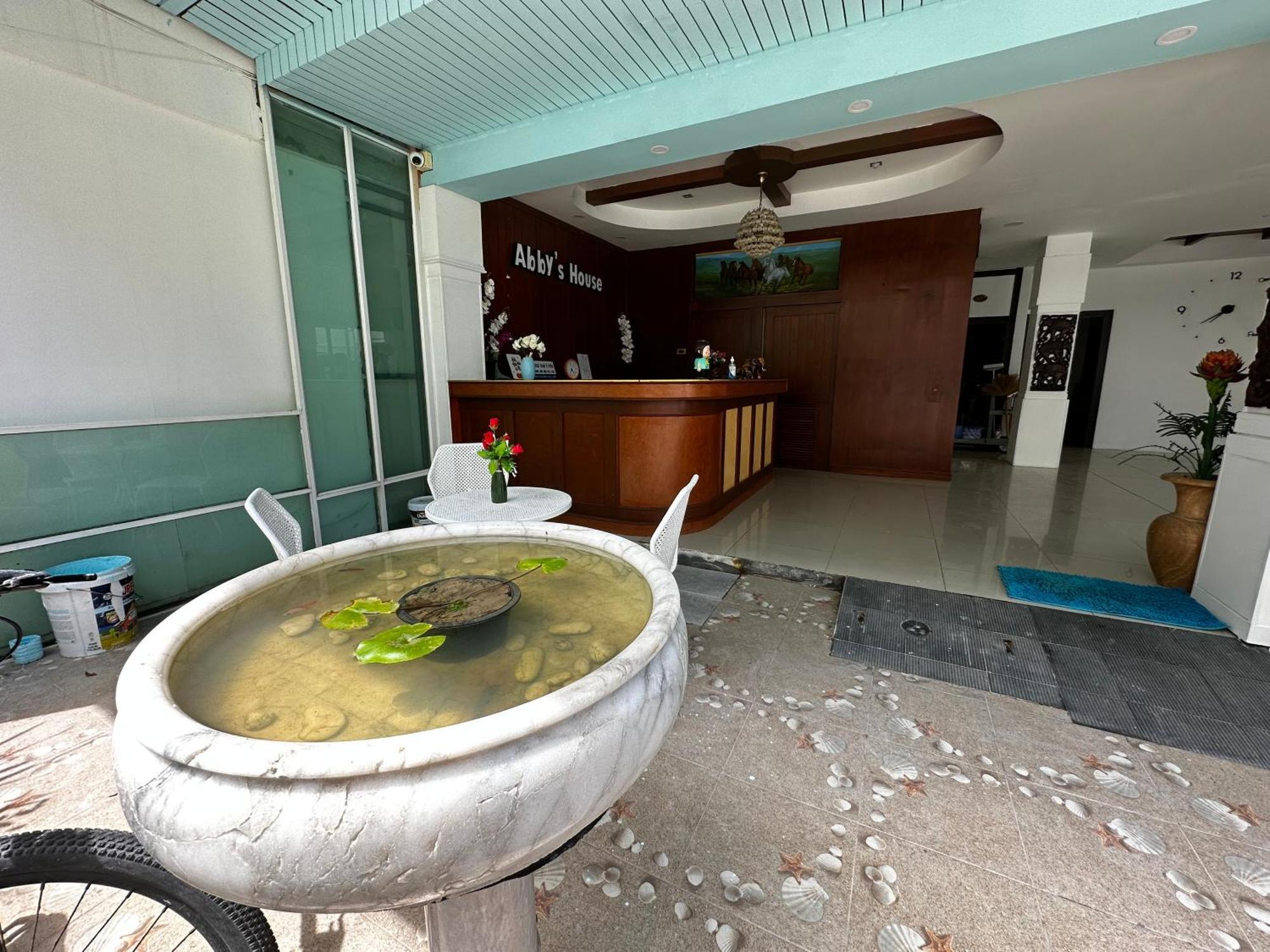 Abby'S House Hotel Patong Εξωτερικό φωτογραφία